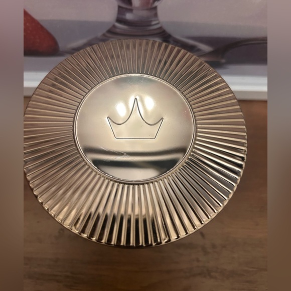 Bath and Bodyworks Disney Princess Tiana 3 Wick Candle - Picture 4 of 5